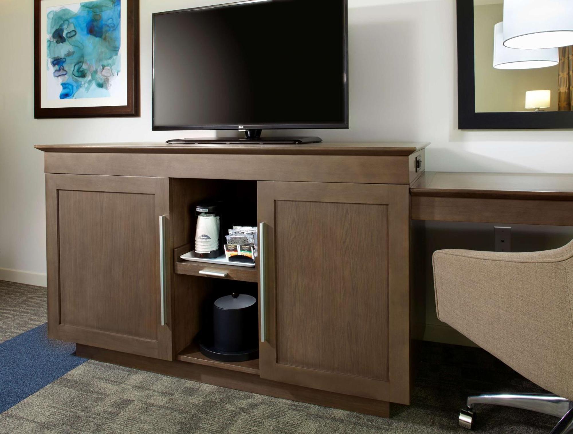 Hampton Inn & Suites Pittsburgh Airport South/Settlers Ridge Robinson Township Екстериор снимка