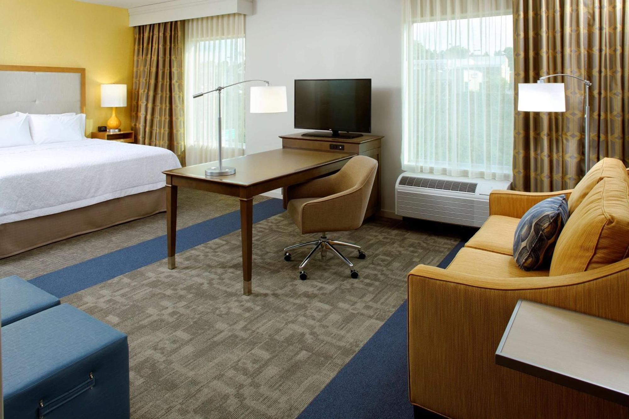 Hampton Inn & Suites Pittsburgh Airport South/Settlers Ridge Robinson Township Екстериор снимка